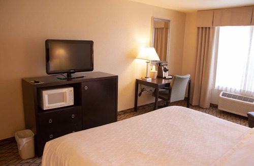 Reynoldsburg Hotel | Holiday Inn Express & Suites Columbus East Reynoldsburg by IHG