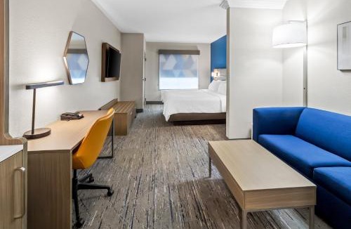 Mount Saint Joseph Hotel | Holiday Inn Express & Suites Hebron - Cincinnati Airport by IHG