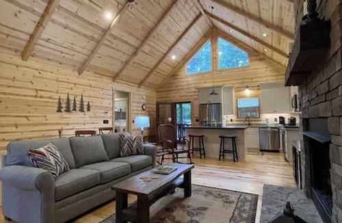 Ellijay Cabin | Hollow Tree Hideaway, Coosawattee River Resort - Free Ticket for each night of your stay