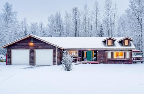 Anchorage House | Home 20 Mi to Anchorage & Chugach State Park!