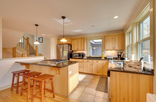 Jackson House | Home w/Fire Pit, 7 Mi to Attitash Mtn Resort