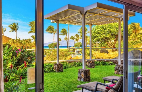 Honokowai Condo | Honua Kai | Oceanfront 3 BR Sleeps 10 | Car Incl. w/6+ Nights | HKH-150 by KBM