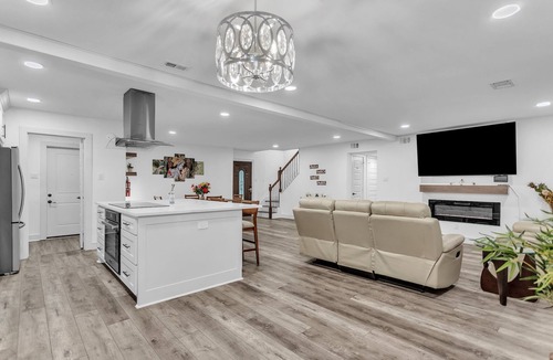 Elmo House | Horizon Retreat Nr Lake Ray Hubbard - Rockwall/Heath/Dallas. 4bed 3bath 2000 sq