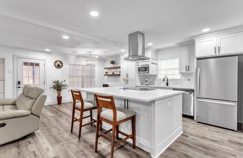 Elmo House | Horizon Retreat Nr Lake Ray Hubbard - Rockwall/Heath/Dallas. 4bed 3bath 2000 sq