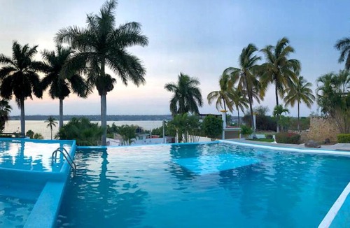 Tequesquitengo Hotel | Hotel Infinity