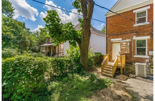 Near East Columbus House | Housepitality- The Champions Townhouse-5 min to DT