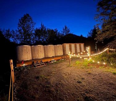 Seward Resort | Howling Wolf Resort