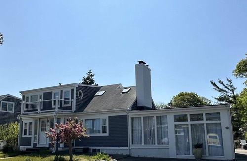 Hyannis House | Hyannis Harborview -4BR Harbor Retreat + Beach Pass Included