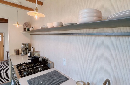 Russian Hill Cottage | Iconic 2BR, Bay Views, Walk to SF Landmarks- Detached Cottage, at the Park