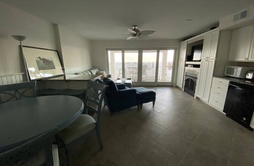 Goshen Condo | Immaculate Oceanfront Condo