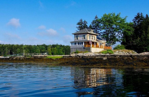 Phippsburg Cottage | Incredible Cottage Vacation Rental in Mid Coast Maine with Private Beach near Brunswick, Maine