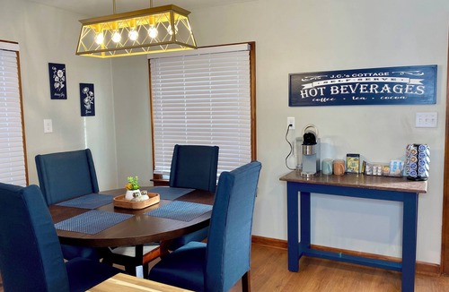 Williamstown Cottage | JC’s Cottage is less than 5 minutes from The Ark Encounter!