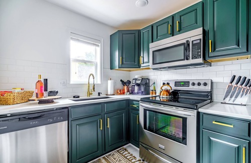 Italian Village House | Jungle House Urban Lofts - Short North & Convention Center