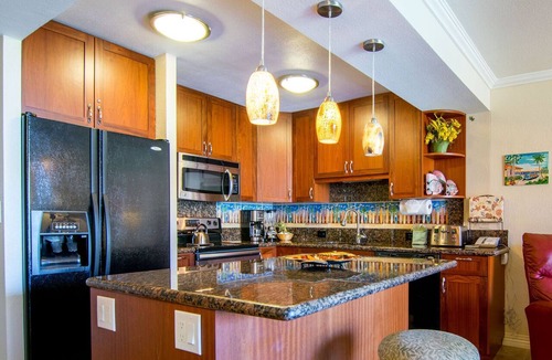 Honokowai Condo | Kaanapali Mornings, lush gardens & ocean glimpses