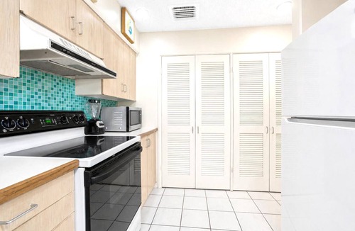 Kaanapali Condo | Kaanapali Royal | Garden View 2 BR Sleeps 6 | Car Incl. w/6+ Nights | KRO-Q102 by KBM