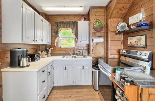 Northeast Somerset Cottage | Kineo Point (Waterfront on Moosehead Lake)