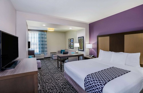 Cypress Hotel | La Quinta Inn & Suites by Wyndham Houston Cypress
