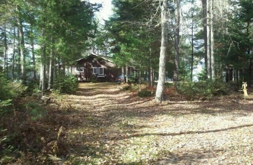 Washington County Cabin | Lakeside Log Cabin: Breathtaking Natural Beauty Pocomoonshine Lake Bass fishing