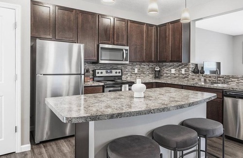 Sunbury Apartment | Landing at Cortland Sunbury - 3 Bedrooms in Downtown Sunbury