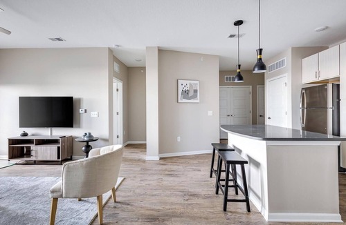 Kenton Apartment | Landing | Beautiful 2BD, Clubhouse, Pool