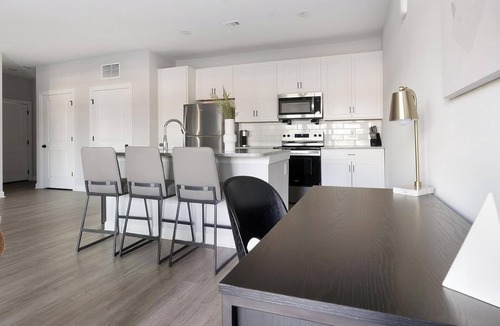 Fort Myers Apartment | Landing | Modern 1BD, Pool