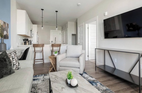 Hickory Apartment | Landing | Stylish 1BD, Clubhouse, Yoga Studio