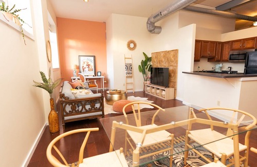 Midtown Apartment | Large Boho Loft in Art District