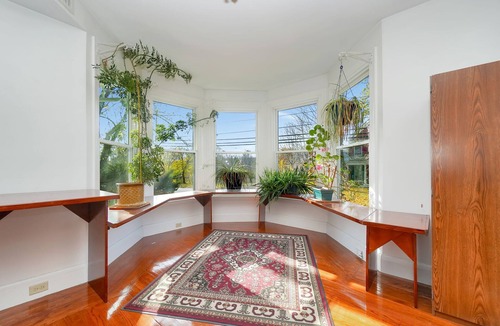 Oxford House | Large Home with indoor pool Close to Casino, Lakes, and Mountains