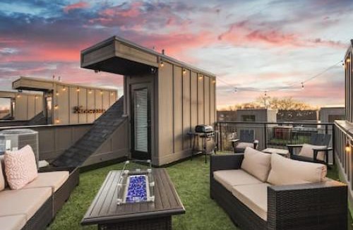 Cleveland Park House | Large Patio, Rooftop Deck and Garage, 3 Miles to Broadway