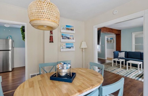Anglesea House | LARGE PRIVATE HOUSE! CLOSE TO BAY & NORTH WILDWOOD NIGHT LIFE! WALK TO BEACH!