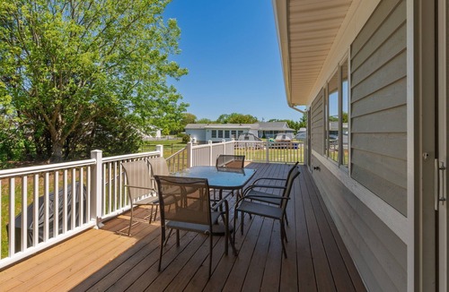 Cedar Neck House | Linens provided Beautiful One Level Home Pool Tennis