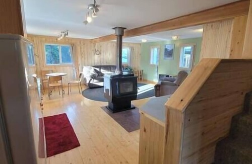 Kenny Lake House | Little House: Rural Two Bedroom Cabin At WMH