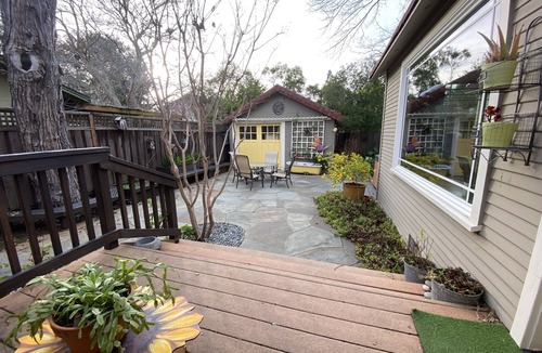 North Los Altos House | Los Altos Craftsman Retreat, 3 Bedrooms/2 Bathrooms, and a Cozy Living Room
