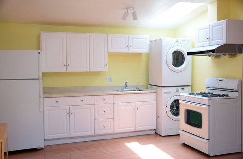 Bushrod Cottage | Lovely 1-bedroom cottage in Oakland