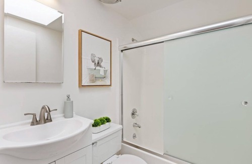 Woodland Acres - The Highlands House | Lovely 2-bedroom house in fantastic Los Altos neighborhood