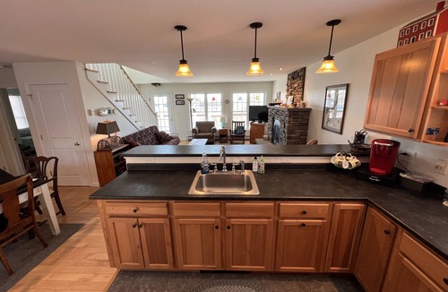 Orrs Island House | Lowell's Getaway. Kayaking, beaches, dining and AC from this water view home.