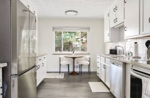 Sharon Heights Apartment | Lunar Landing Leap - 3BD, 1BA, 1 Car Garage