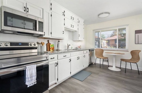 Sharon Heights Apartment | Lunar Landing Step - 2BD, 1 BA, 1 Car Garage