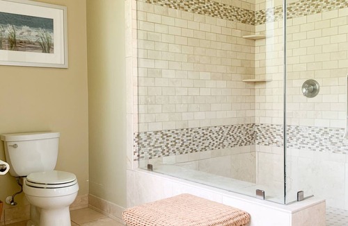 Bethany Beach House | Lux Bethany Beach House | Walking Distance to Ocean | Gated Community with Pool