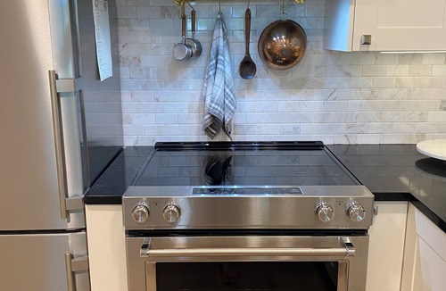 Dayton Condo | Luxurious 2-Bedroom Condo in Centerville Furnished by Ralph Lauren