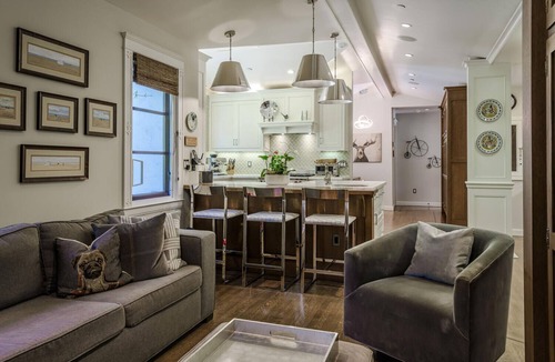 Hillsborough House | Luxurious designer home, walkable to downtown Bur & SM, heart of Silicon Valley