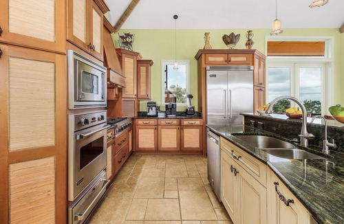 Jose's Hideaway House | Luxurious Gem on Gulf, Heated Pool, Hot Tub, Tiki Bar, Elevator, Boat & Dockage
