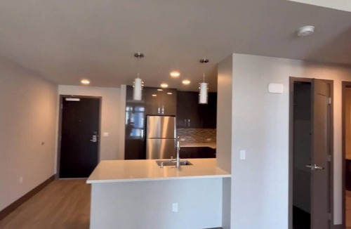 Centennial Apartment | Luxury 1BR in Downtown Redwood City with Pool, Gym & Jacuzzi