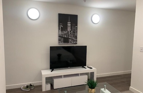 Cupertino Apartment | Luxury Apartment in Cupertino - Cars Available