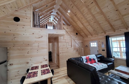 Jackman Cabin | Luxury custom built cabin in Jackman WITH DIRECT TRAIL ACCESS FOR POWERSPORTS