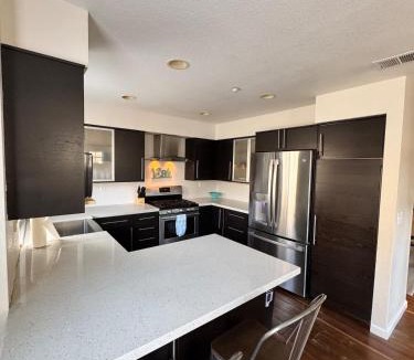 North San Jose Villa | Luxury Executive Townhome in San Jose Ideal for Business, Extended Stays