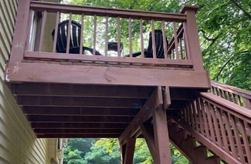 Mingo Apartment | Luxury Suite on 7 Acres of Woods! Fireplace, Whirlpool!