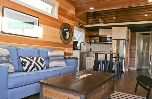 Escalante House | Luxury Tiny Home Near Grand Staircase Utah