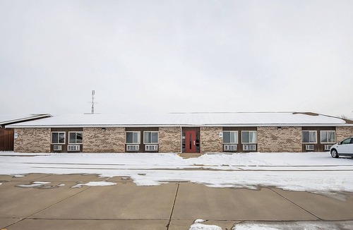 Chesaning House | Making The Best Memories Along The Way! Free Parking, Pets Are Welcome!