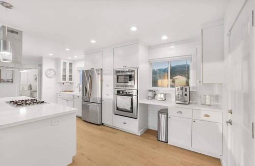Sharp Park House | Marbella Lane-Oceanfront Retreat w Stunning View
